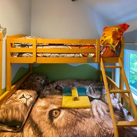 Squirrel Barn Villa Milwich Ngoại thất bức ảnh