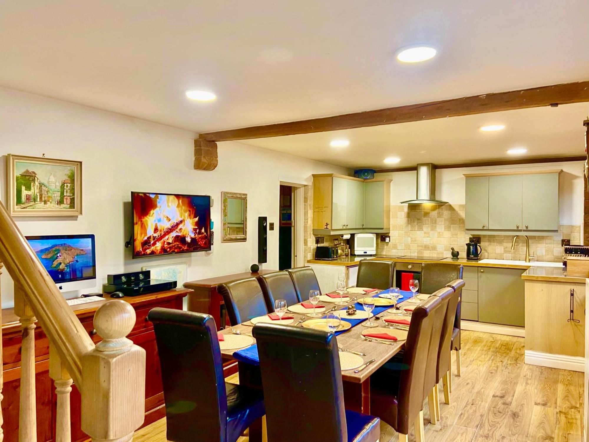 Squirrel Barn Villa Milwich Ngoại thất bức ảnh