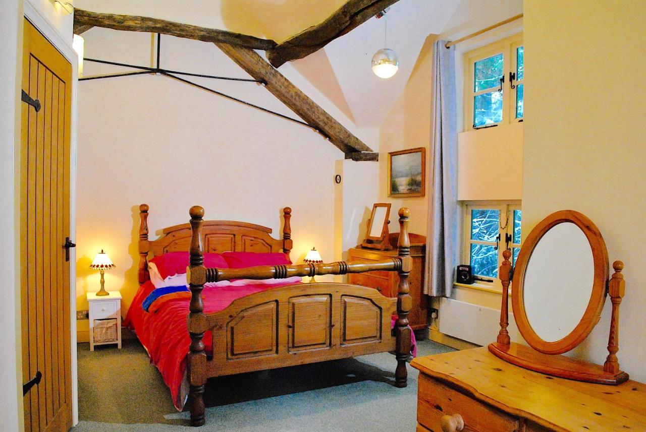 Squirrel Barn Villa Milwich Ngoại thất bức ảnh